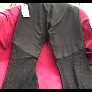 NWT NY Laundry cropped mesh power leggings
